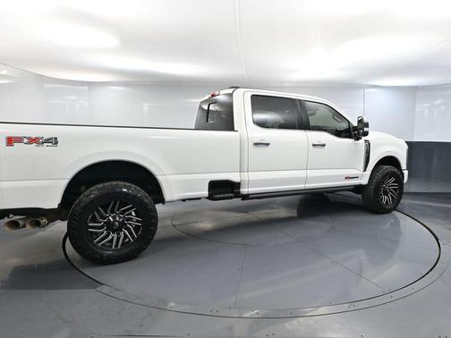 2024 Ford F-350 Platinum