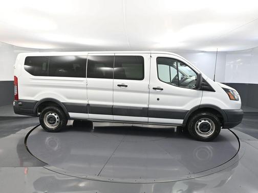 2016 Ford Transit-350 XL