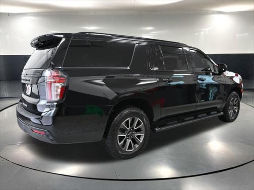 2023 Chevrolet Suburban 4WD Z71