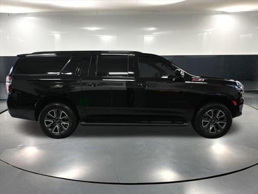 2023 Chevrolet Suburban 4WD Z71