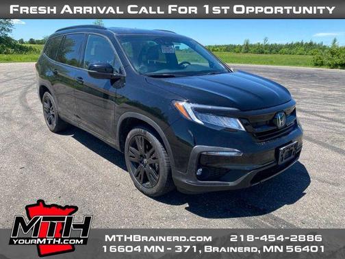 Crystal Black Pearl 2021 Honda Pilot AWD Black Edition