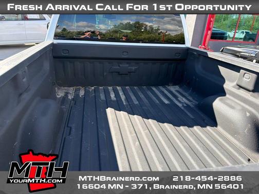 Summit White 2019 Chevrolet Silverado 1500 2LT
