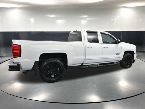 Summit White 2019 Chevrolet Silverado 1500 2LT