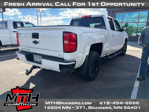 Summit White 2019 Chevrolet Silverado 1500 2LT