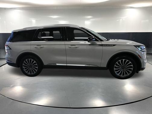 2023 Lincoln Aviator Reserve AWD