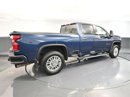 2022 Chevrolet Silverado 2500 High Country