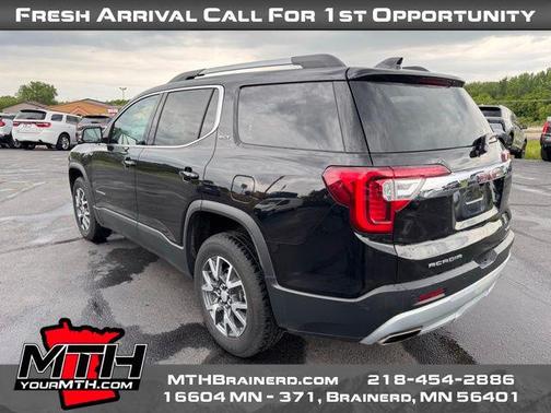 2023 GMC Acadia AWD SLT