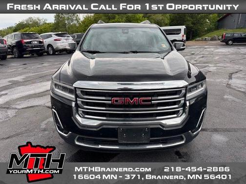 2023 GMC Acadia AWD SLT