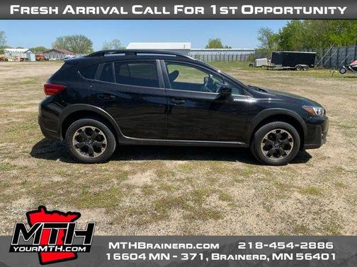 Crystal Black Silica 2023 Subaru Crosstrek Premium