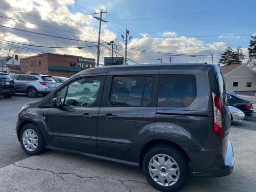 2016 Ford Transit Connect XLT w/Rear Liftgate