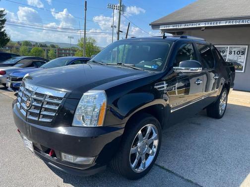 Black Raven 2009 Cadillac Escalade EXT Base