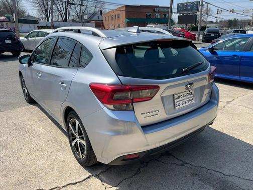 2022 Subaru Impreza 2.0i Premium