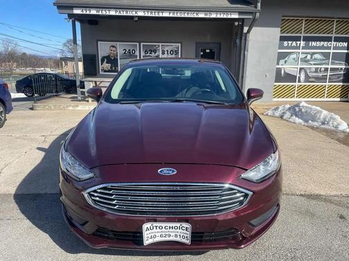 2017 Ford Fusion SE