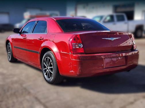 Inferno Red Crystal Pearlcoat 2008 Chrysler 300 LX