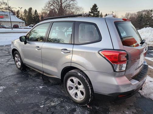 2018 Subaru Forester 2.5i