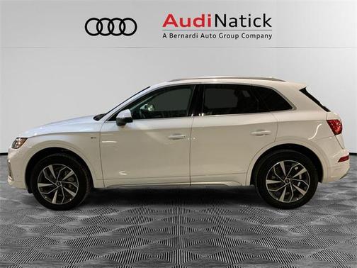 2023 Audi Q5 Premium Plus 45 TFSI S line quattro