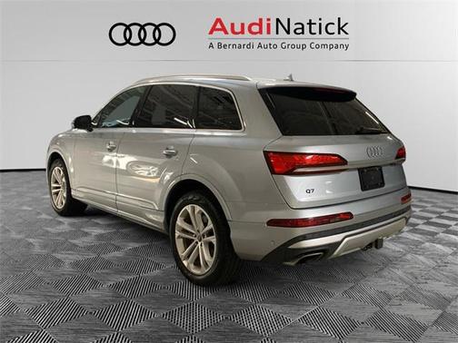 2025 Audi Q7 Premium Plus 45 TFSI quattro Tiptronic