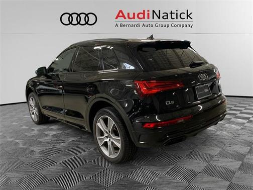 2025 Audi Q5 Premium 45 TFSI S line quattro