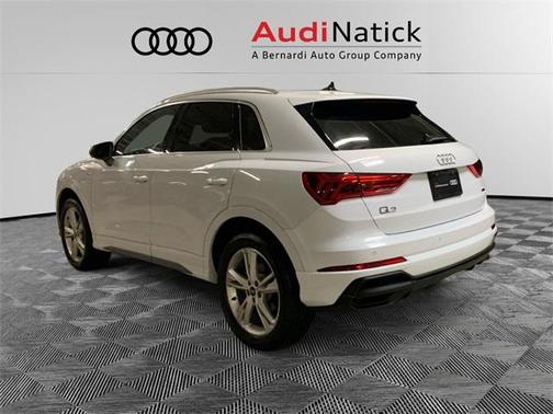 2023 Audi Q3 Premium Plus 45 TFSI S line quattro Tiptronic