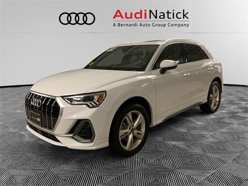 2023 Audi Q3 Premium Plus 45 TFSI S line quattro Tiptronic