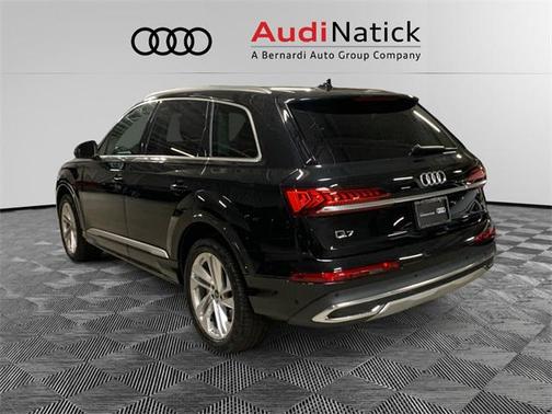 2022 Audi Q7 Premium Plus 55 TFSI quattro Tiptronic