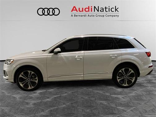 2022 Audi Q7 Premium Plus 55 TFSI quattro Tiptronic