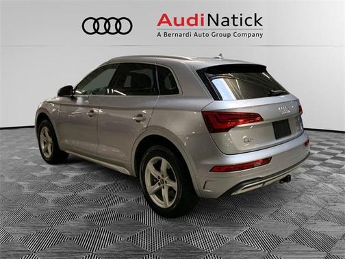 2023 Audi Q5 Premium 40 TFSI quattro S tronic