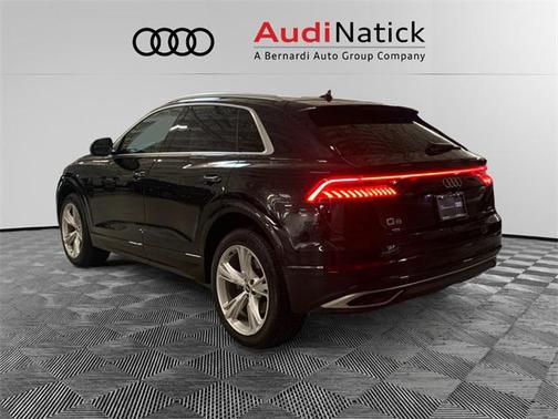 2021 Audi Q8 Premium Plus 55 TFSI quattro Tiptronic