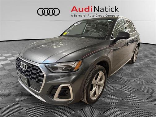 2022 Audi Q5 Premium Plus 45 TFSI S line quattro S tronic