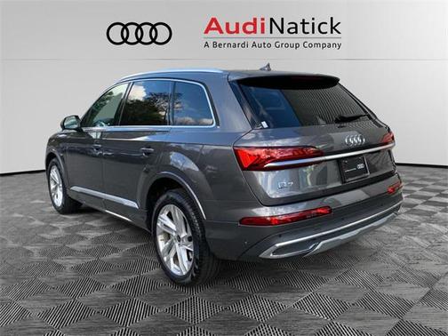 2023 Audi Q7 Premium Plus 55 TFSI quattro Tiptronic