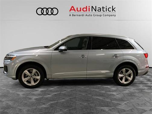 2025 Audi Q7 Premium 45 TFSI quattro Tiptronic