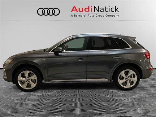 2022 Audi Q5 Premium Plus 45 TFSI S line quattro S tronic