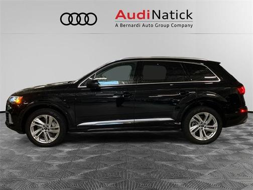 2022 Audi Q7 Premium Plus 55 TFSI quattro Tiptronic