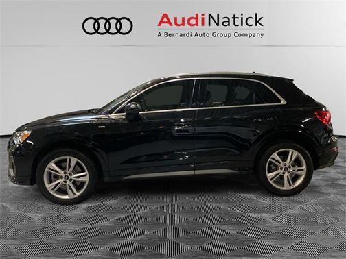2022 Audi Q3 Premium Plus 45 TFSI S line quattro Tiptronic