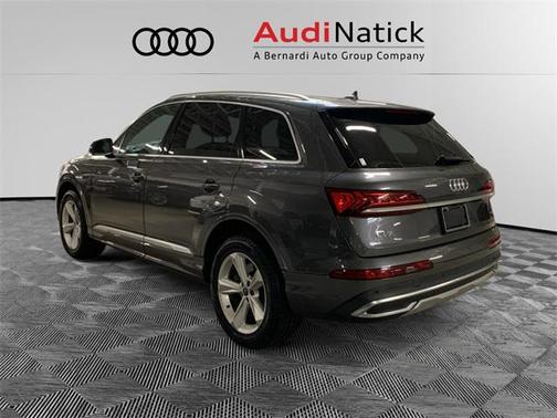 2022 Audi Q7 Premium Plus 45 TFSI quattro Tiptronic
