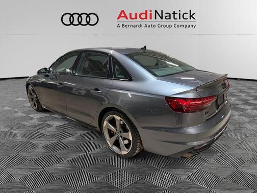 2023 Audi A4 Premium Plus 45 TFSI S line quattro S tronic