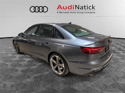 2023 Audi A4 Premium Plus 45 TFSI S line quattro S tronic