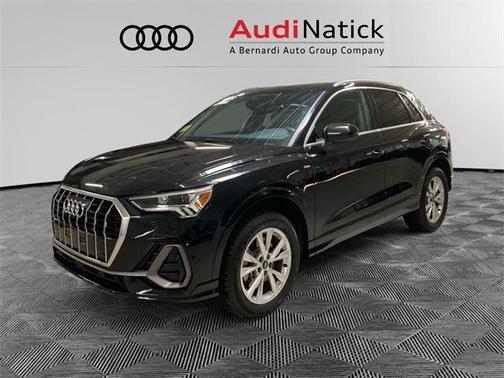 2023 Audi Q3 Premium Plus 45 TFSI S line quattro Tiptronic