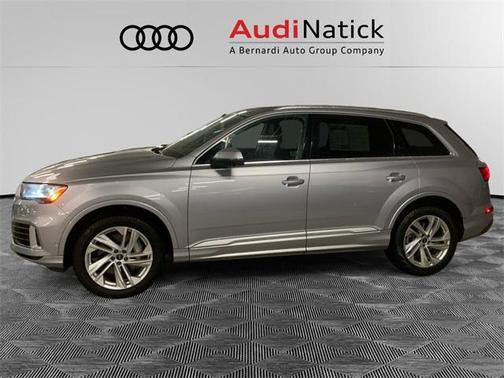 2022 Audi Q7 Premium Plus 55 TFSI quattro Tiptronic