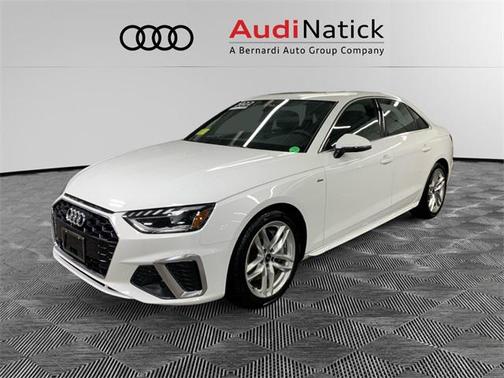 2022 Audi A4 Premium Plus 45 TFSI S line quattro S tronic