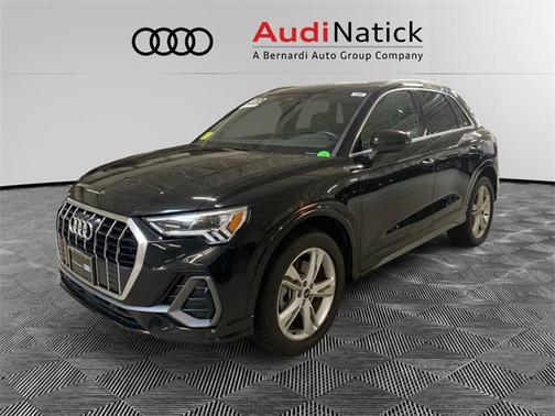 2022 Audi Q3 Premium Plus 45 TFSI S line quattro Tiptronic