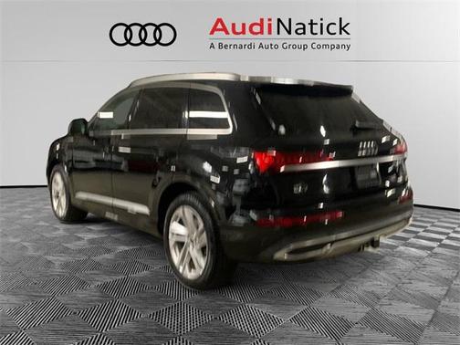2023 Audi Q7 Premium Plus 55 TFSI quattro Tiptronic
