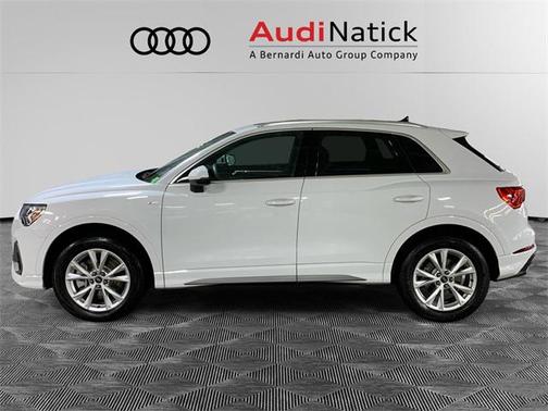 2025 Audi Q3 Premium 45 TFSI S line quattro Tiptronic