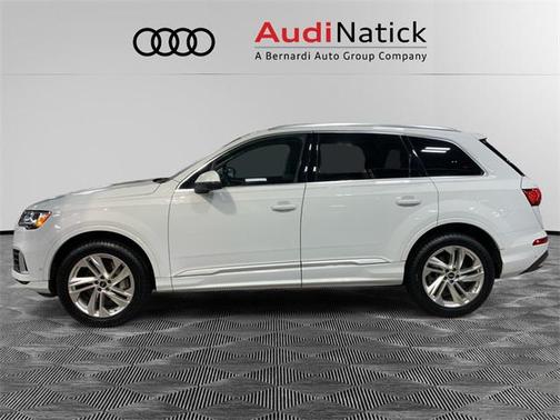 2022 Audi Q7 Premium Plus 55 TFSI quattro Tiptronic