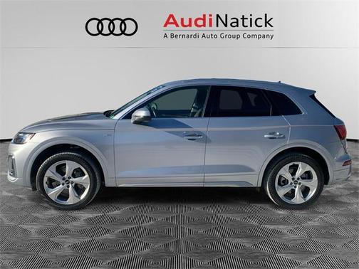 2022 Audi Q5 Premium Plus 45 TFSI S line quattro S tronic