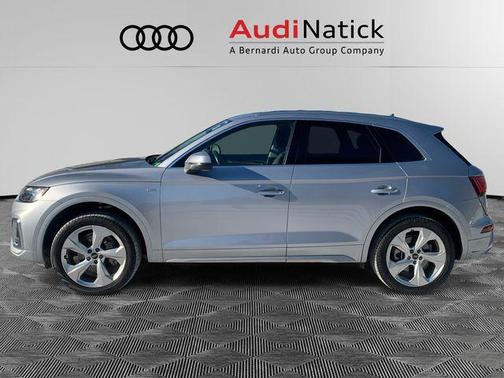 2022 Audi Q5 Premium Plus 45 TFSI S line quattro S tronic