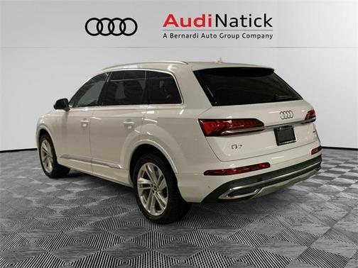 2022 Audi Q7 Premium Plus 55 TFSI quattro Tiptronic