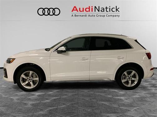 2023 Audi Q5 Premium 40 TFSI quattro S tronic