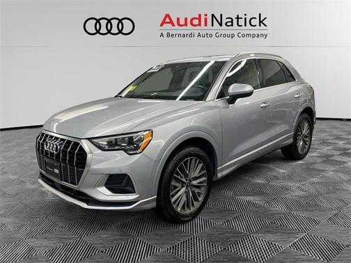 2022 Audi Q3 Premium 40 TFSI quattro Tiptronic