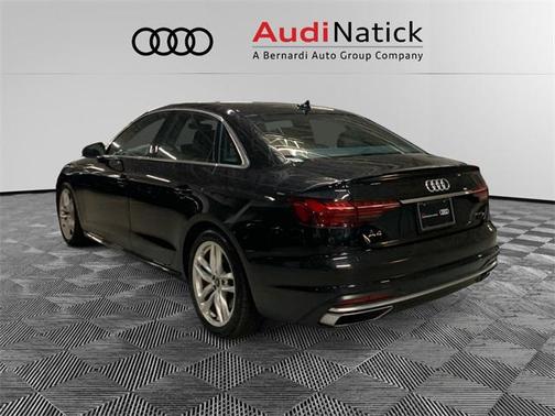 2023 Audi A4 Premium 45 TFSI S line quattro S tronic
